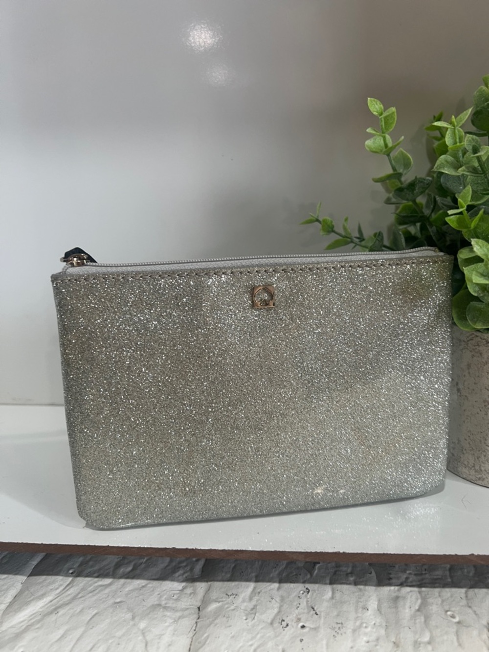 Kate Spade Mavis Street Gia Pouch Clutch in Sparkle Silver